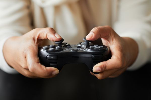 CaseHQ Gaming Addiction Pictures controller